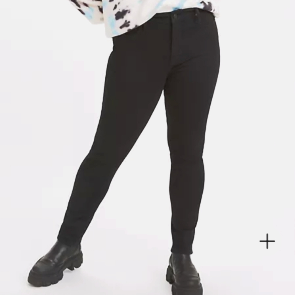 LEVI'S - 311 Shapping Skinny Jeans Black